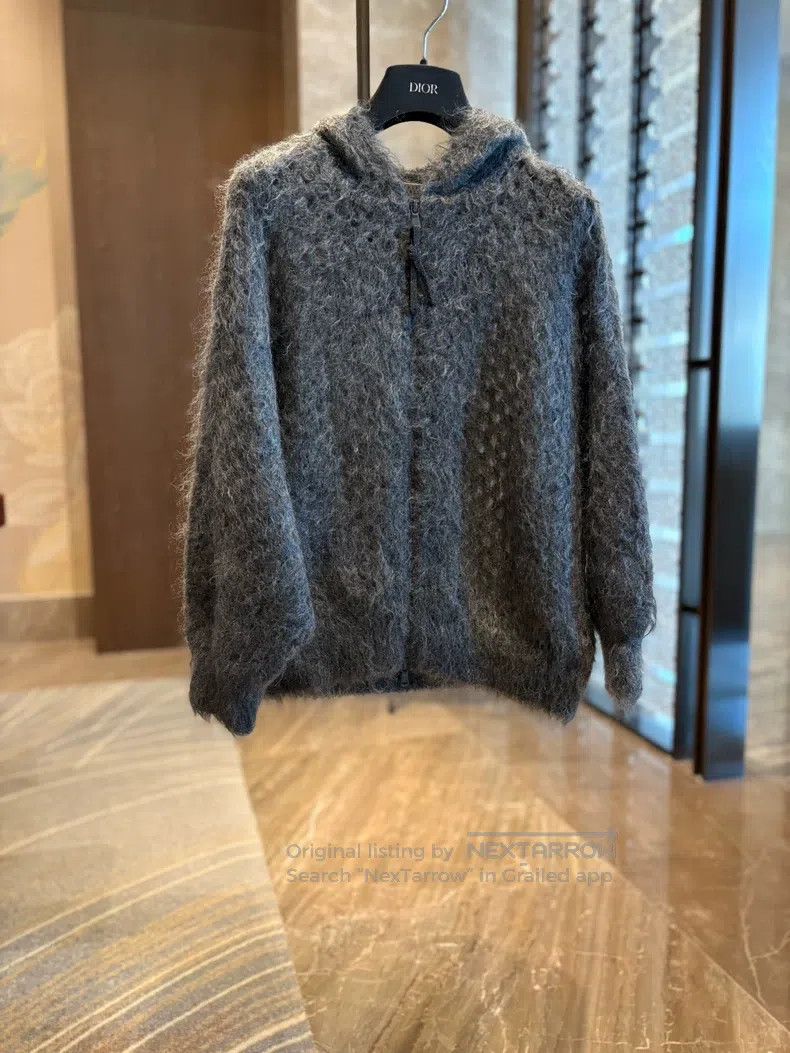 Brunello Cucinelli Brunello Cucinelli Beaded Knit Sweater Size XS / US 0-2 / IT 36-38 - 7 Thumbnail
