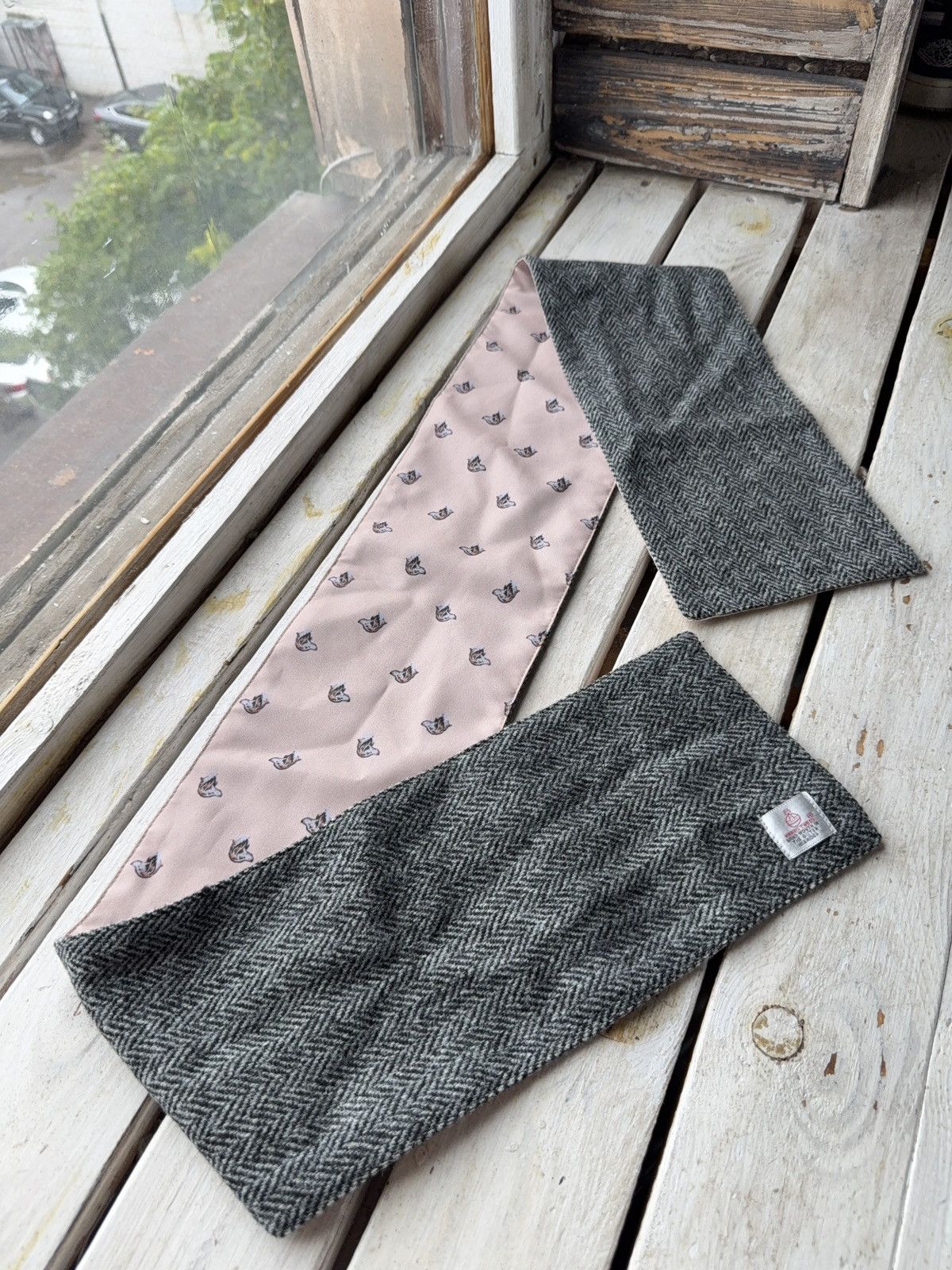 LUXURY HARRIS TWEED HAND WOVEN IN THE OUTER HEBRIDES Scarf