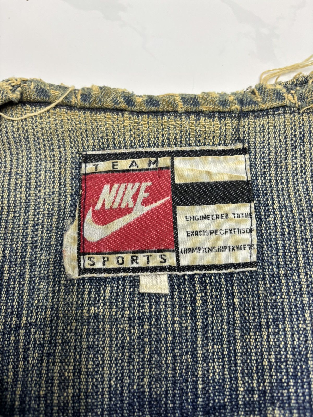 Vintage 🔥VINTAGE NIKE THRASHED DISTRESSED DENIM VEST JACKET Size US M / EU 48-50 / 2 - 10 Thumbnail