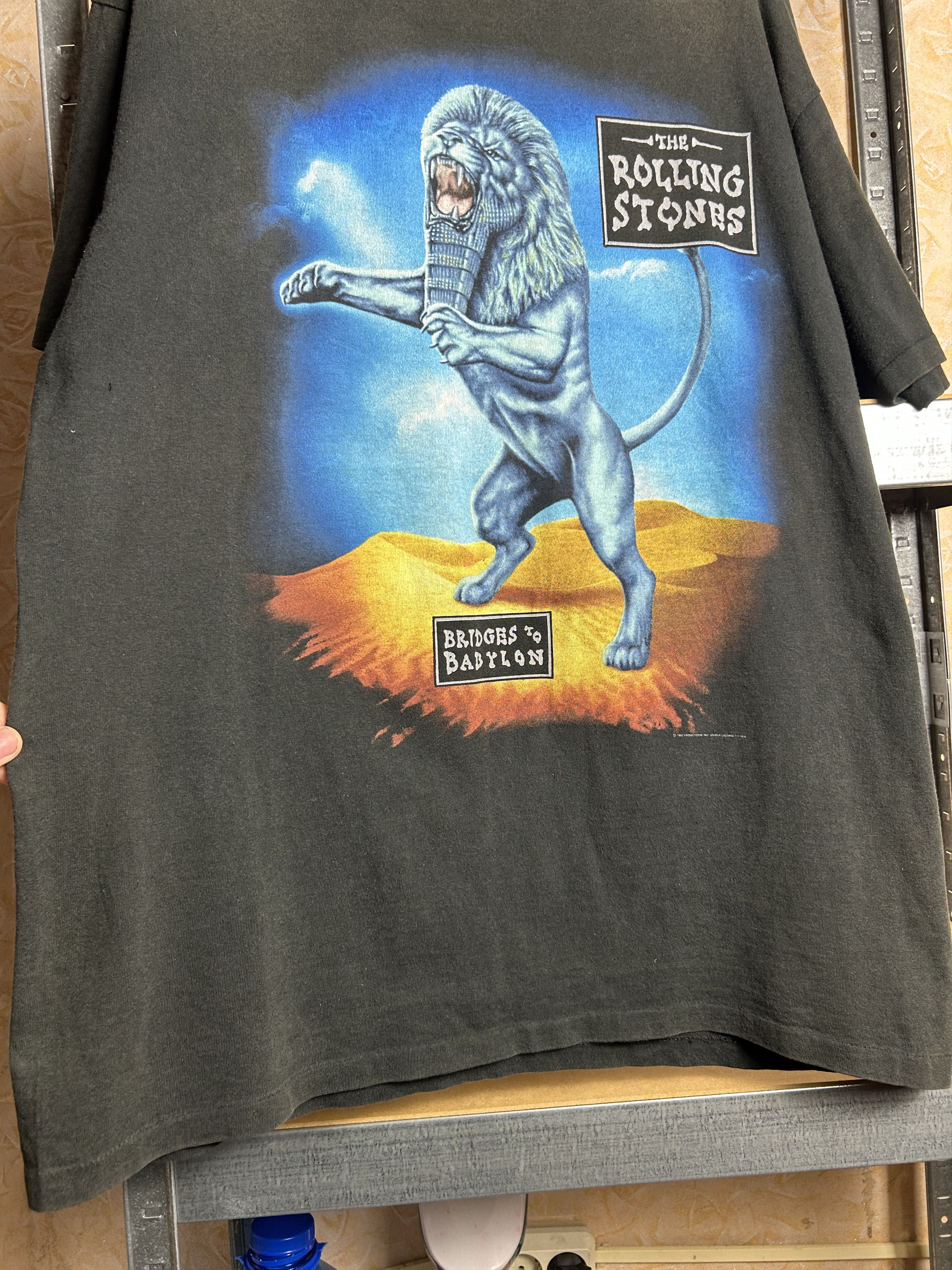 Band Tees Vintage 1997 1998 The Rolling Stones Rock Band Tour T-shirt Size US XL / EU 56 / 4 - 10 Thumbnail