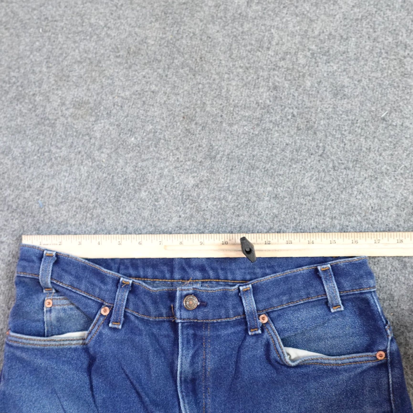 Levi's VINTAGE Levi's 515 Jeans 33 x 27 Blue USA Made Denim Solid Belt Loops Mens Jeans 515 Straight (Inseam 27) 33" Waist Blue Vintage USA Made Size US 33 - 7 Thumbnail
