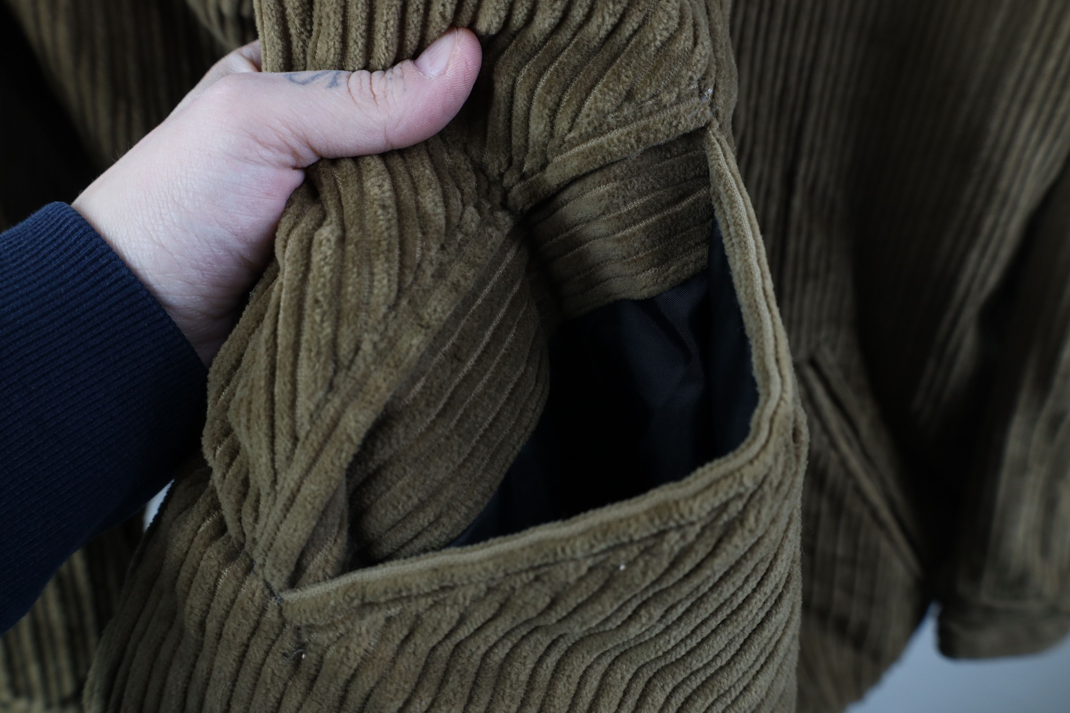 Vintage Vintage 90s Streetwear Pile Fleece Lined Corduroy Jacket Size US XL / EU 56 / 4 - 6 Thumbnail