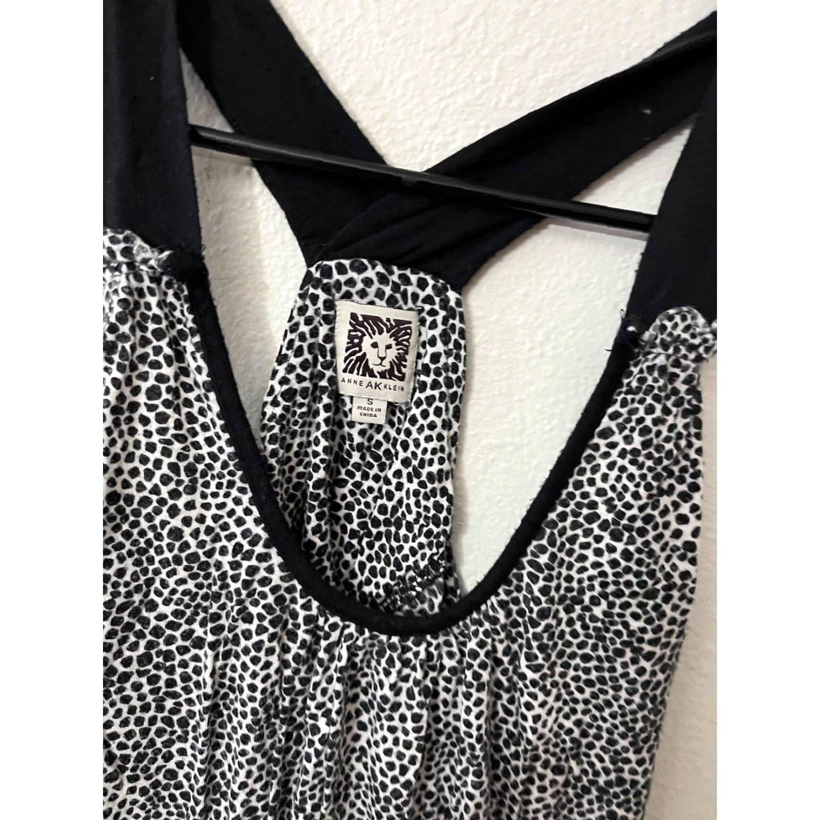 Anne Klein ANNE KLEIN Tank Top Women’s S Animal Print Sleeveless V-Neck Multicolor Knit Polyester Blend Shirt Casual Business Travel Size S / US 4 / IT 40 - 3 Thumbnail