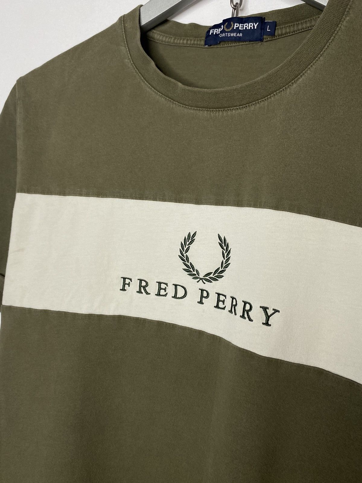 Fred Perry × Vintage Vintage Fred Perry Big Logo T-Shirt Tee Short Sleeve Size US L / EU 52-54 / 3 - 4 Thumbnail