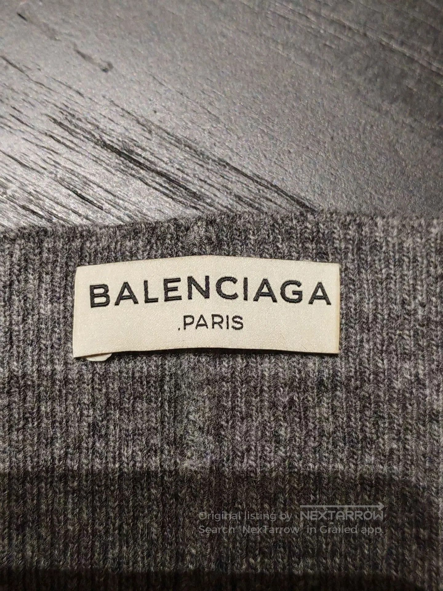 Balenciaga Balenciaga V-Neck Knit Sweater. Size S / US 4 / IT 40 - 3 Thumbnail