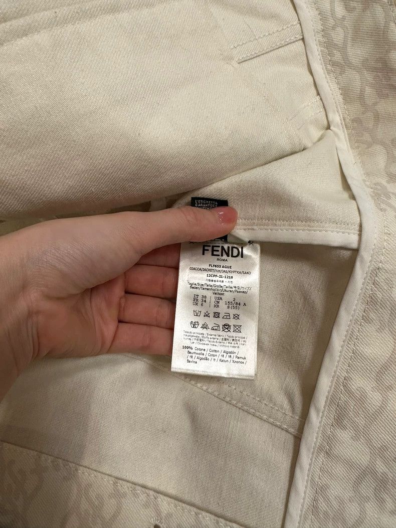 Fendi Fendi size 38 Short denim jacket Size US XXS / EU 40 - 6 Thumbnail