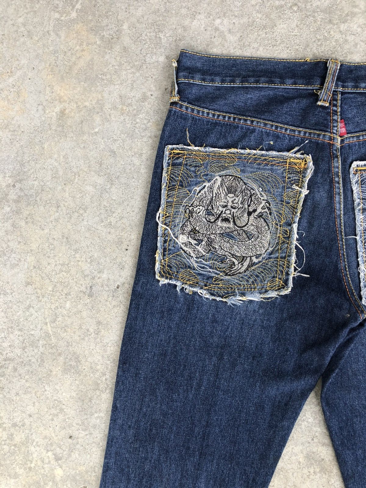 RMC Jeans Red Monkey Company Embroidered Jeans Distressed Size US 31 - 9 Thumbnail
