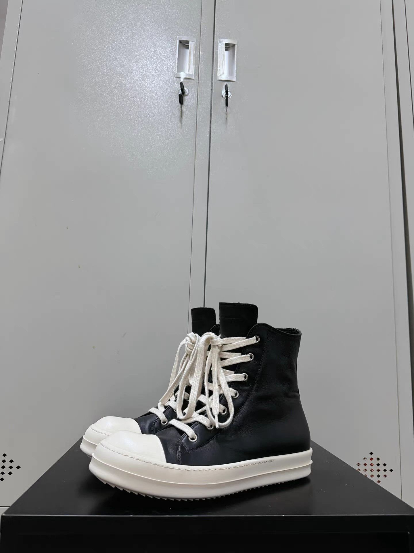 Rick Owens Rick Owens leather Converse high-top sneakers Size US 7 / EU 40 - 1 Thumbnail