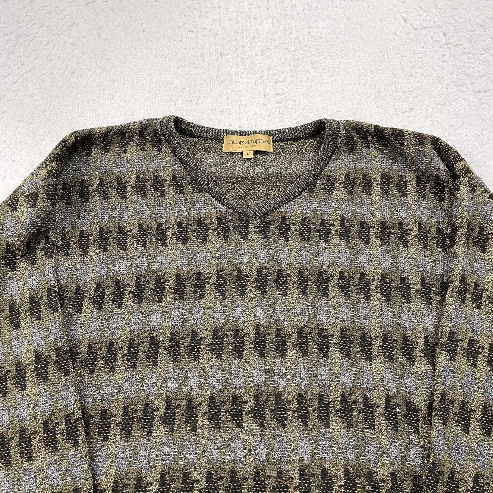 Vintage VINTAGE Tricots St Raphael Sweater Mens Large Brown Grandpa V Neck Knit 90s Size US L / EU 52-54 / 3 - 2 Thumbnail