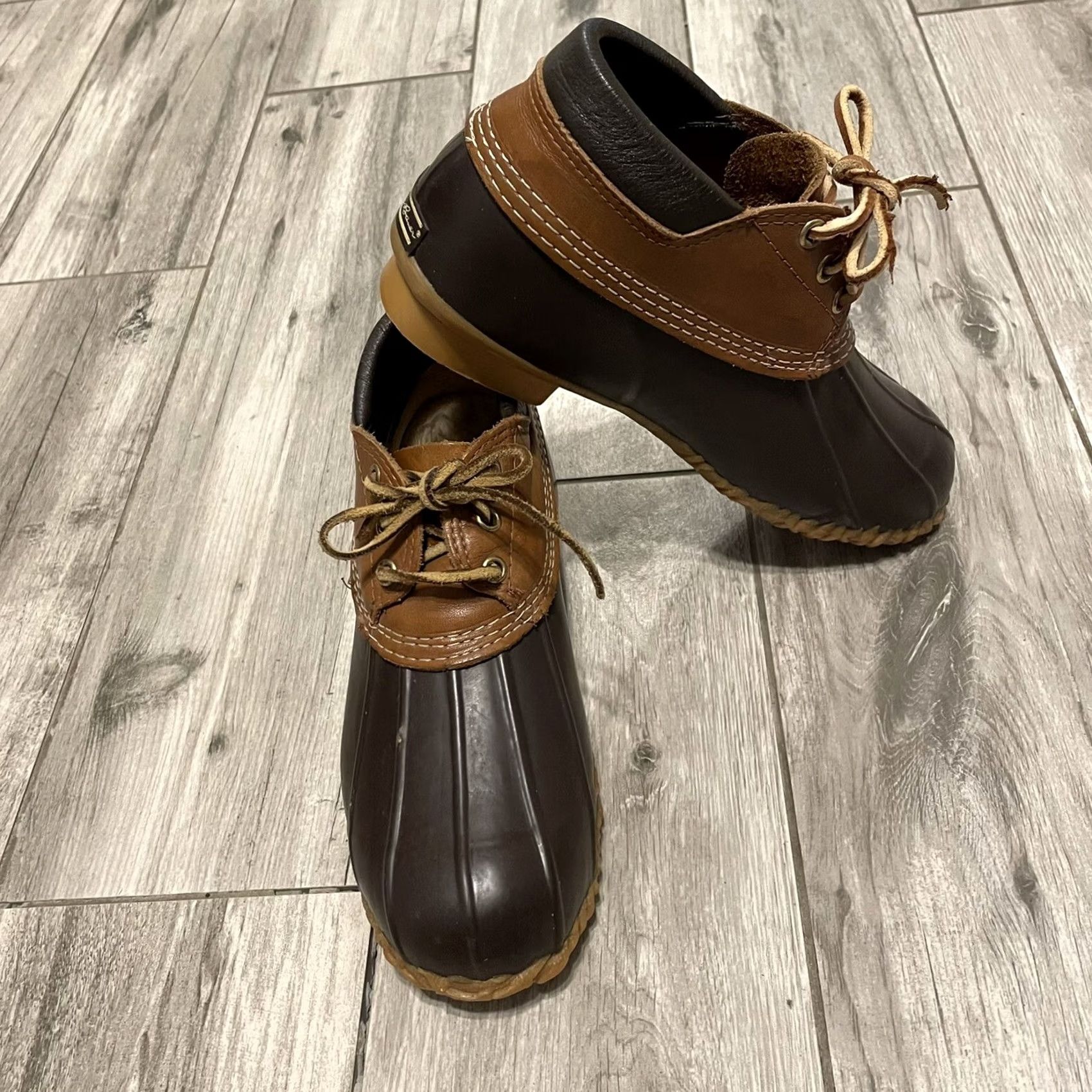 Eddie Bauer VINTAGE Eddie Bauer Low Duck Rubber Rain Boots 7M Waterproof Lace Slip On Women Boots Brown Rubber Waterproof 7M Women Boots Size US 7 / IT 37 - 2 Thumbnail