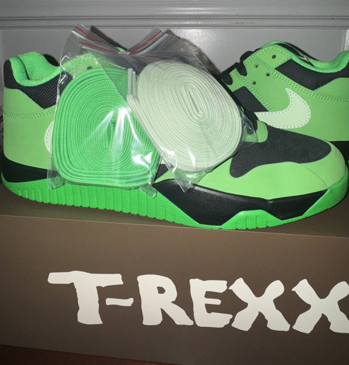 Nike × Travis Scott Jordan CJ1 T-Rexx Travis Scott Green Spark size 10.5 Size US 10.5 / EU 43-44 - 5 Thumbnail