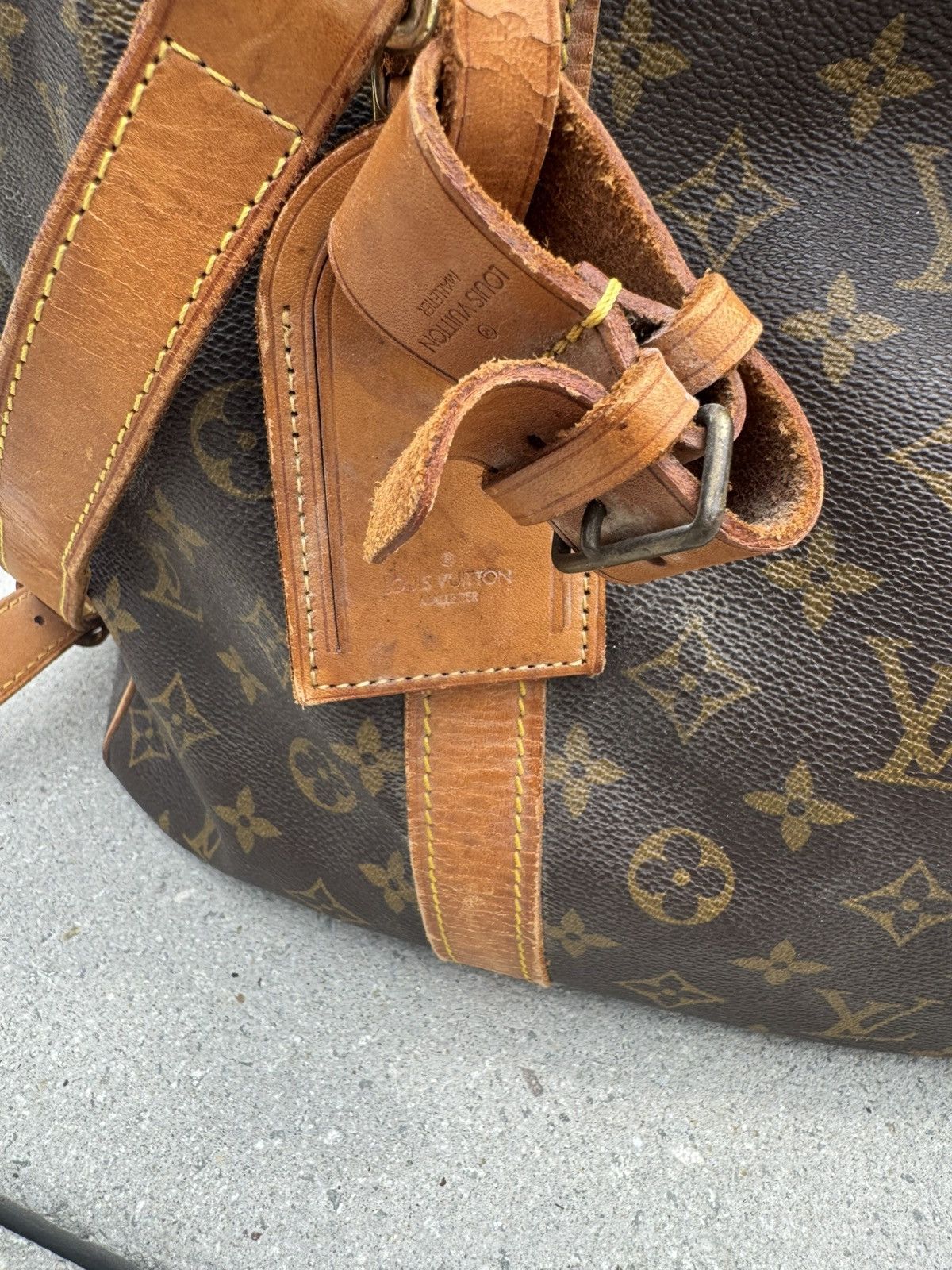 Louis Vuitton Louis Vuitton 60 Monogram Duffel Size ONE SIZE - 6 Thumbnail