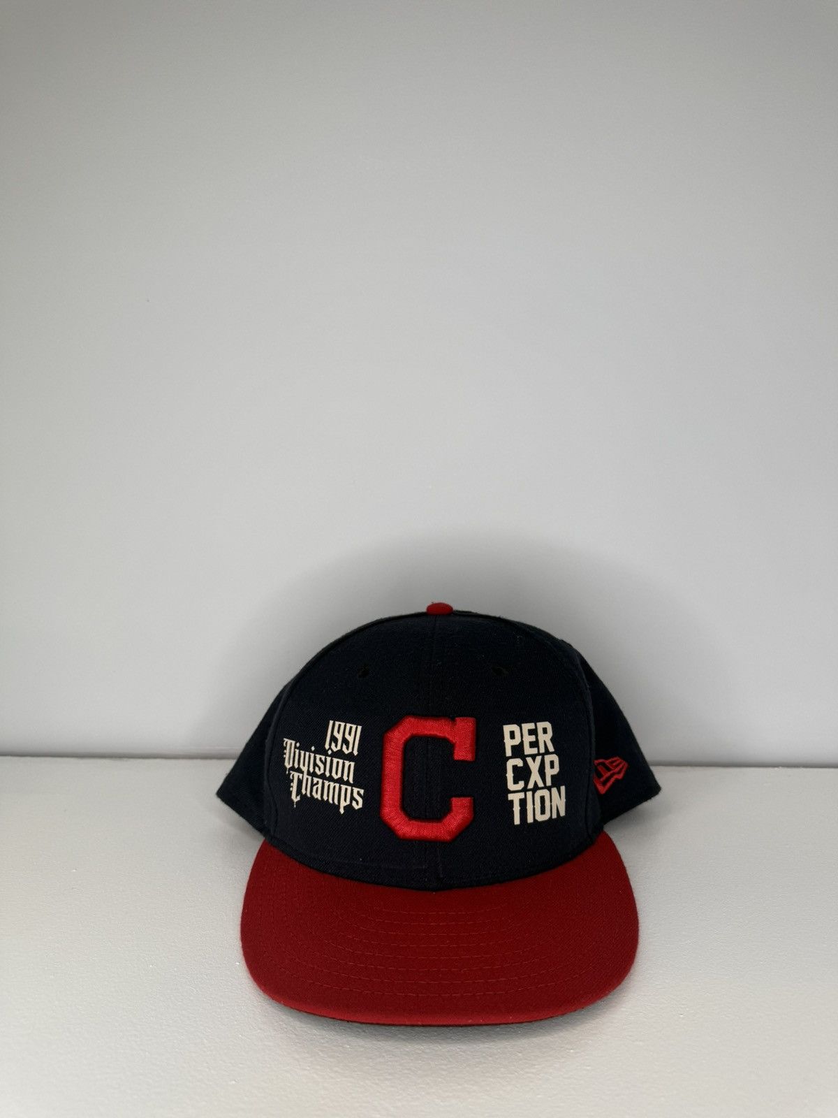 New Era × Vintage Hat Size ONE SIZE - 1 Thumbnail