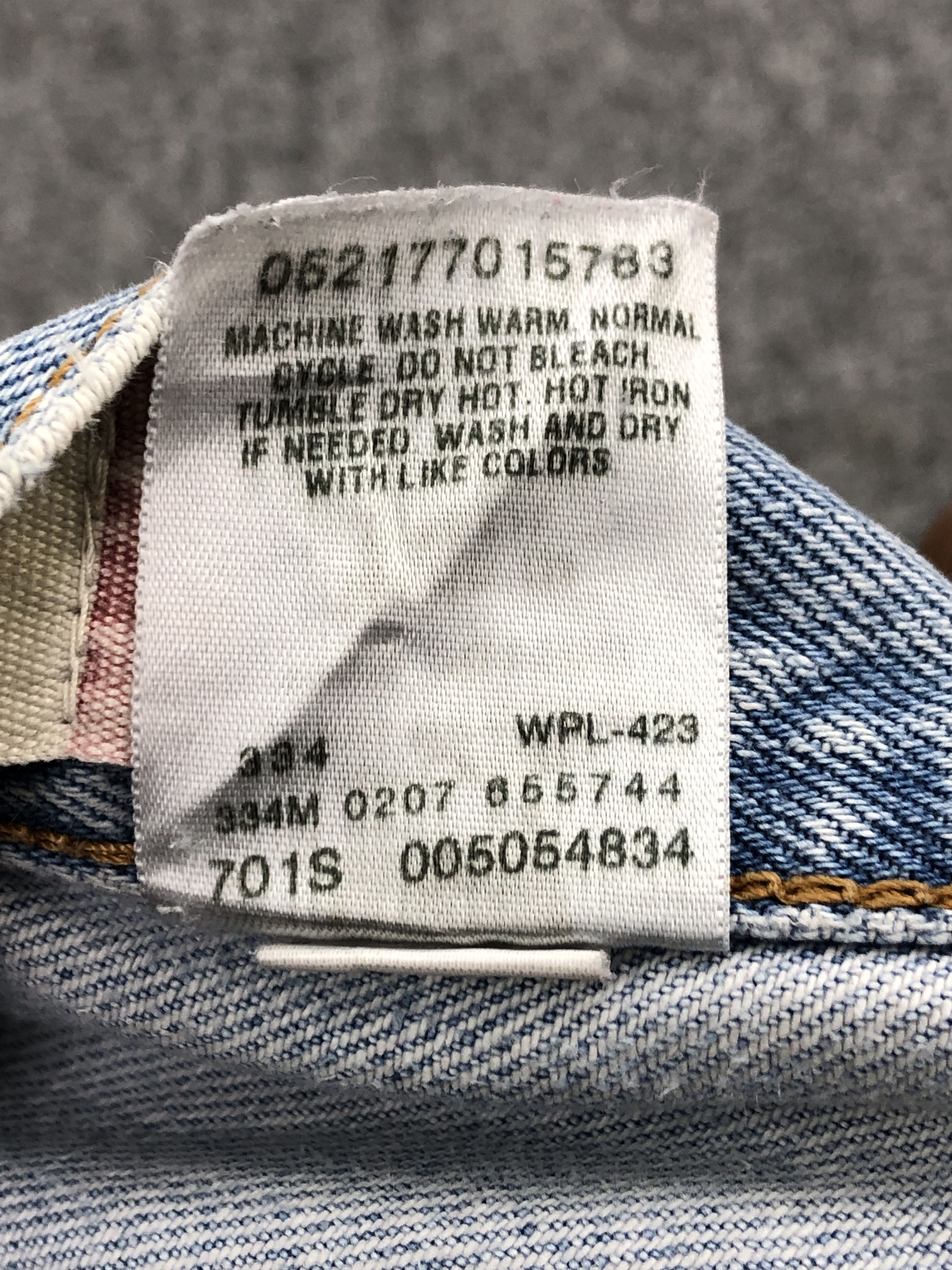 Levi's × Vintage Light Washed Vintage Levi's 505 Jeans DP2308 Size US 33 - 8 Thumbnail