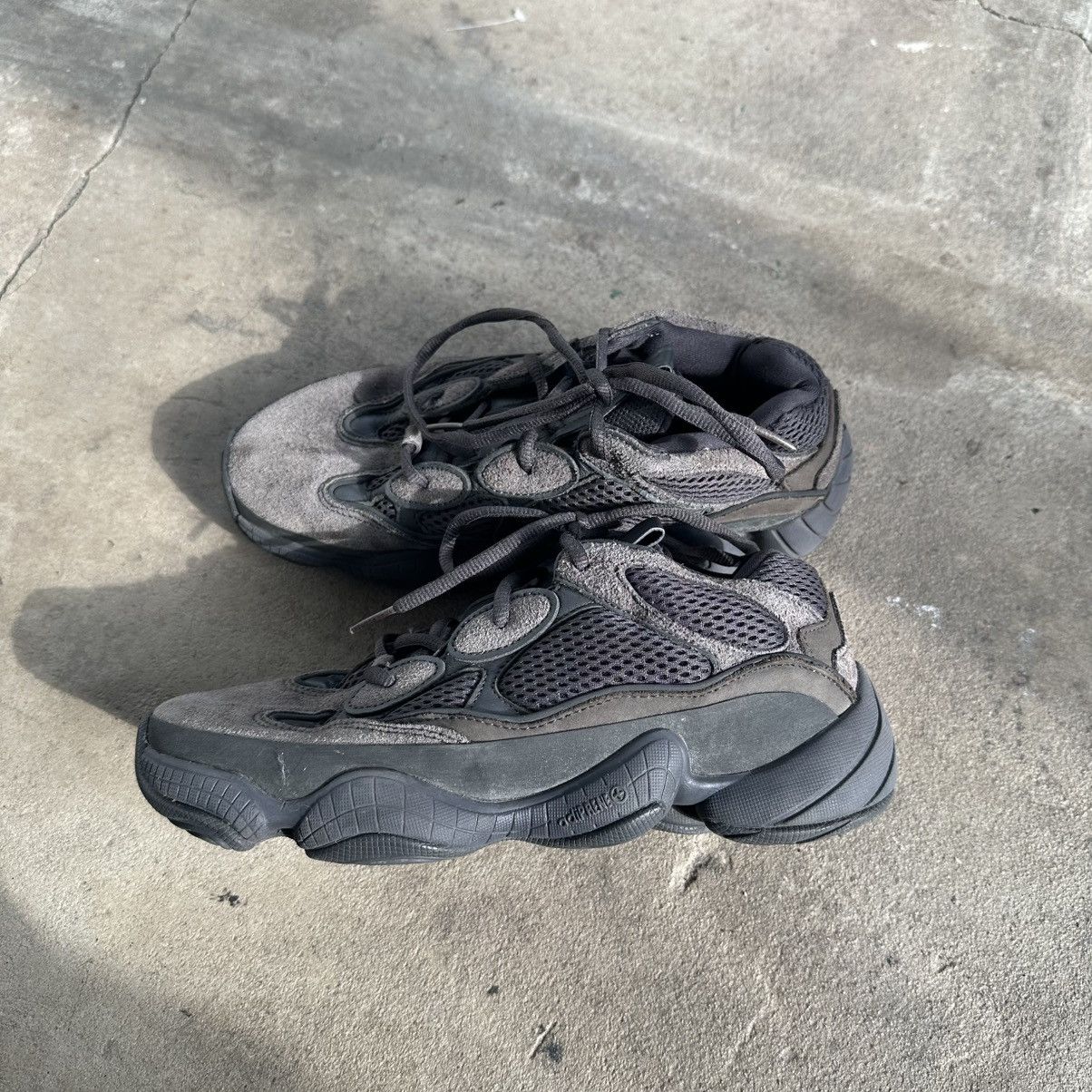 Yeezy Adidas Yeezy 500 Utility Black Size US 8 / EU 41 - 2 Thumbnail