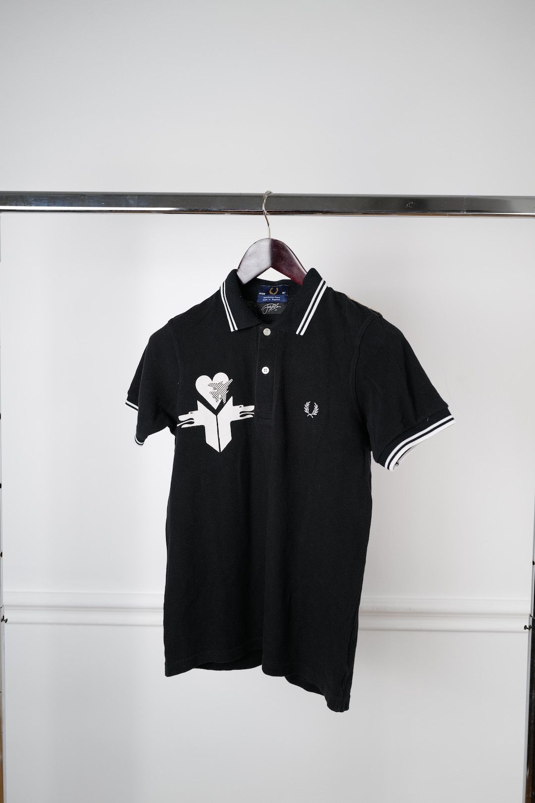 Fred Perry Vintage Fred Perry Blame Polo Shirt Twin Tipped England Size US S / EU 44-46 / 1 - 1 Thumbnail