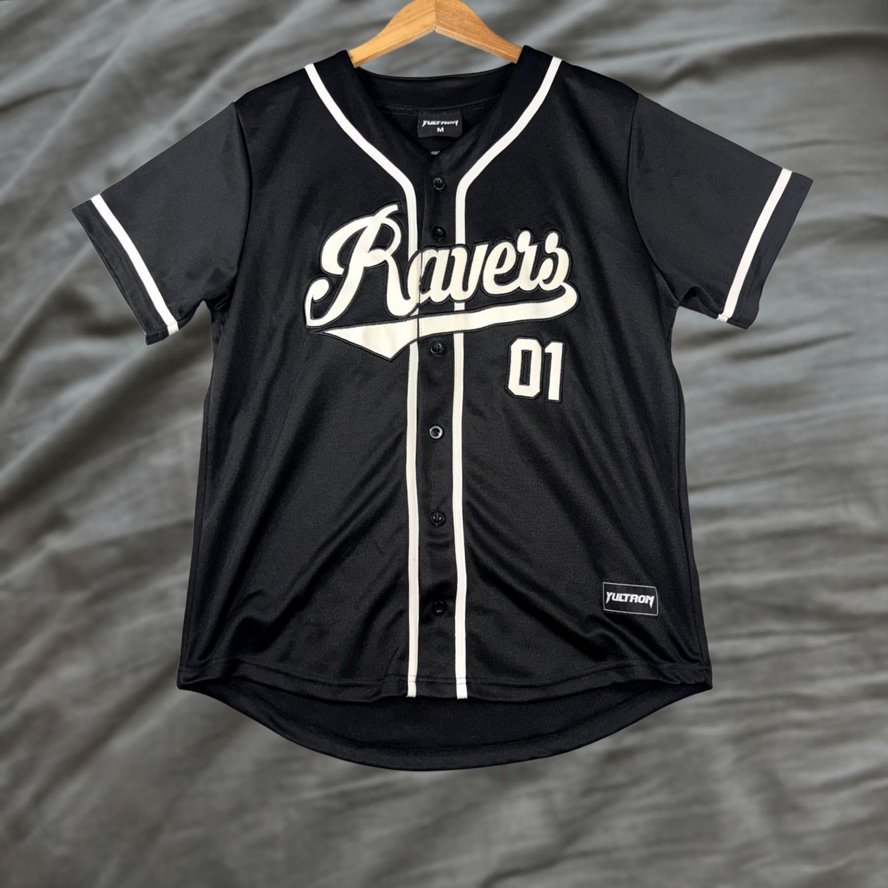 Vintage Yultron Baseball Jersey Mens Medium Black Ravers 01 Button Front Graphic Shirt Size US M / EU 48-50 / 2 - 1 Thumbnail