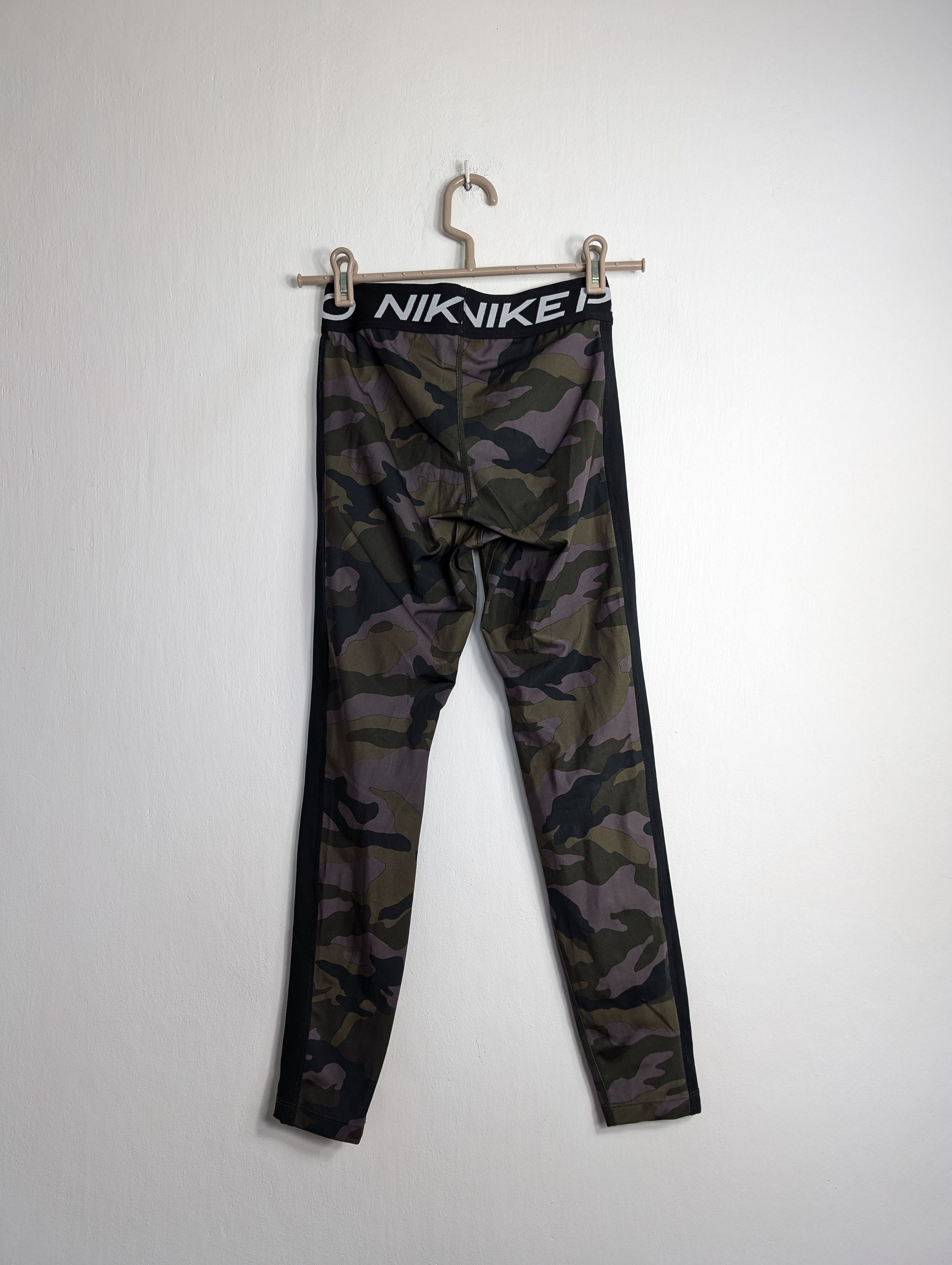 Nike Nike Pro Camo Leggings Women's Gym Fitness Workout Size 27" / US 4 / IT 40 - 3 Thumbnail