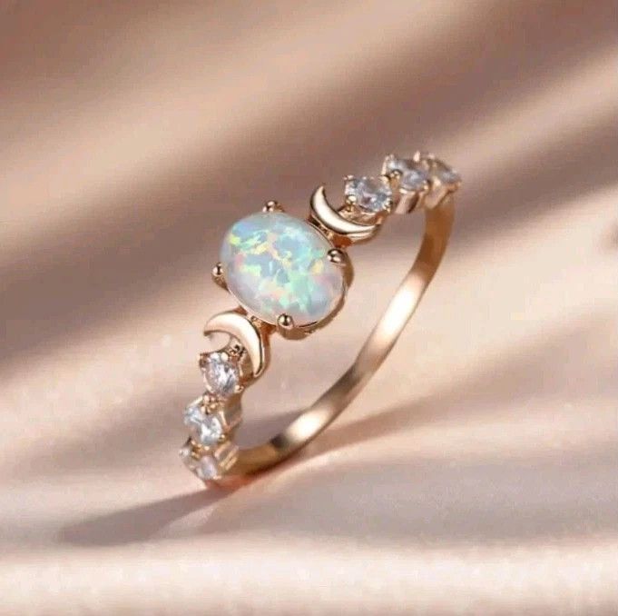 Other Oval Cut Gemstone Hand Jewelry Engagement Size 8 Size ONE SIZE - 1 Thumbnail