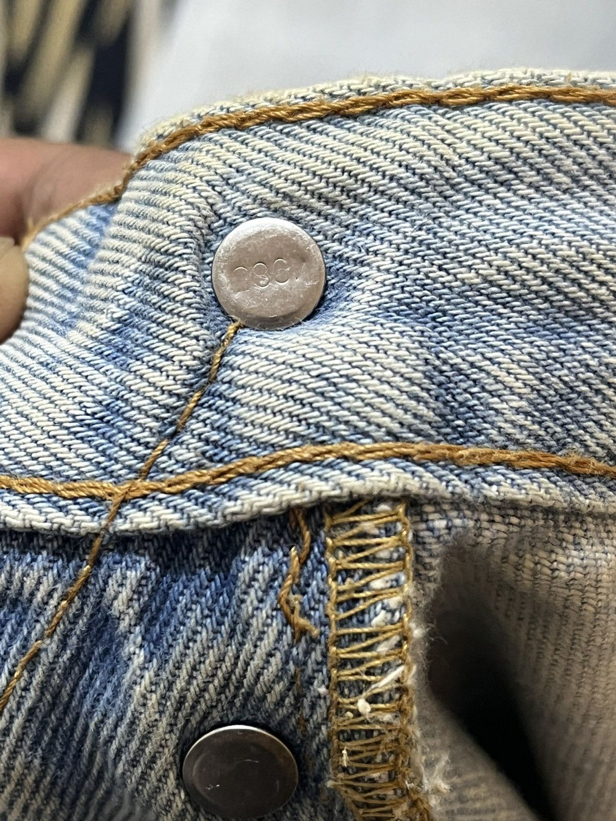Levi's Vintage Clothing Vintage Levi’s 501 Faded Ripped Distressed Denim Size US 33 - 12 Thumbnail