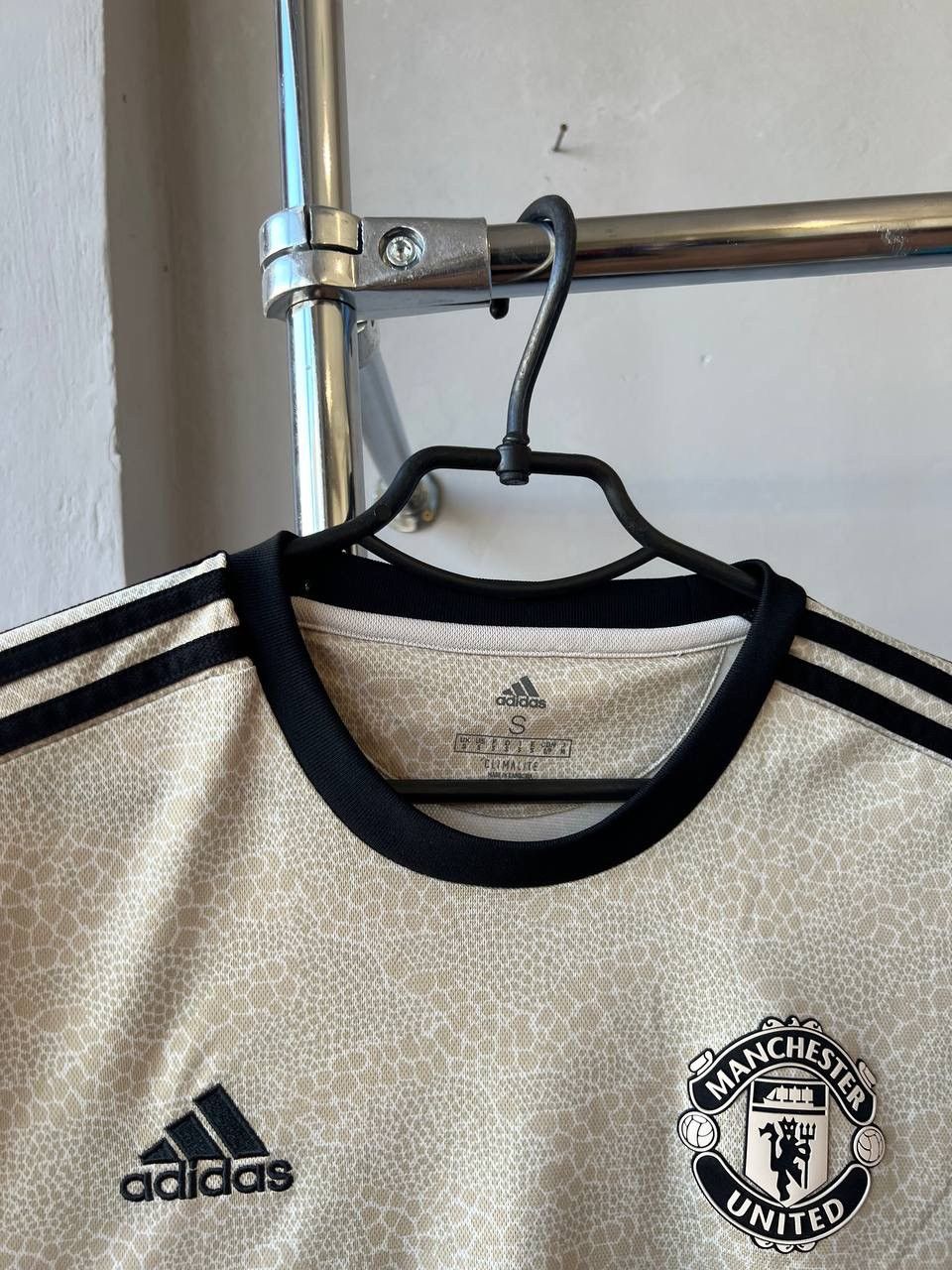Adidas 2019/20 MANCHESTER UNITED AWAY SOCCER JERSEY FOOTBALL SHIRT Size US S / EU 44-46 / 1 - 4 Thumbnail
