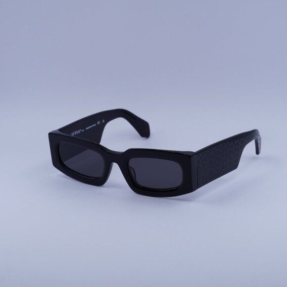 Off-White Off-White OERI141 CARY 1007 Sunglasses Black Rectangle Frame Size ONE SIZE - 1 Thumbnail