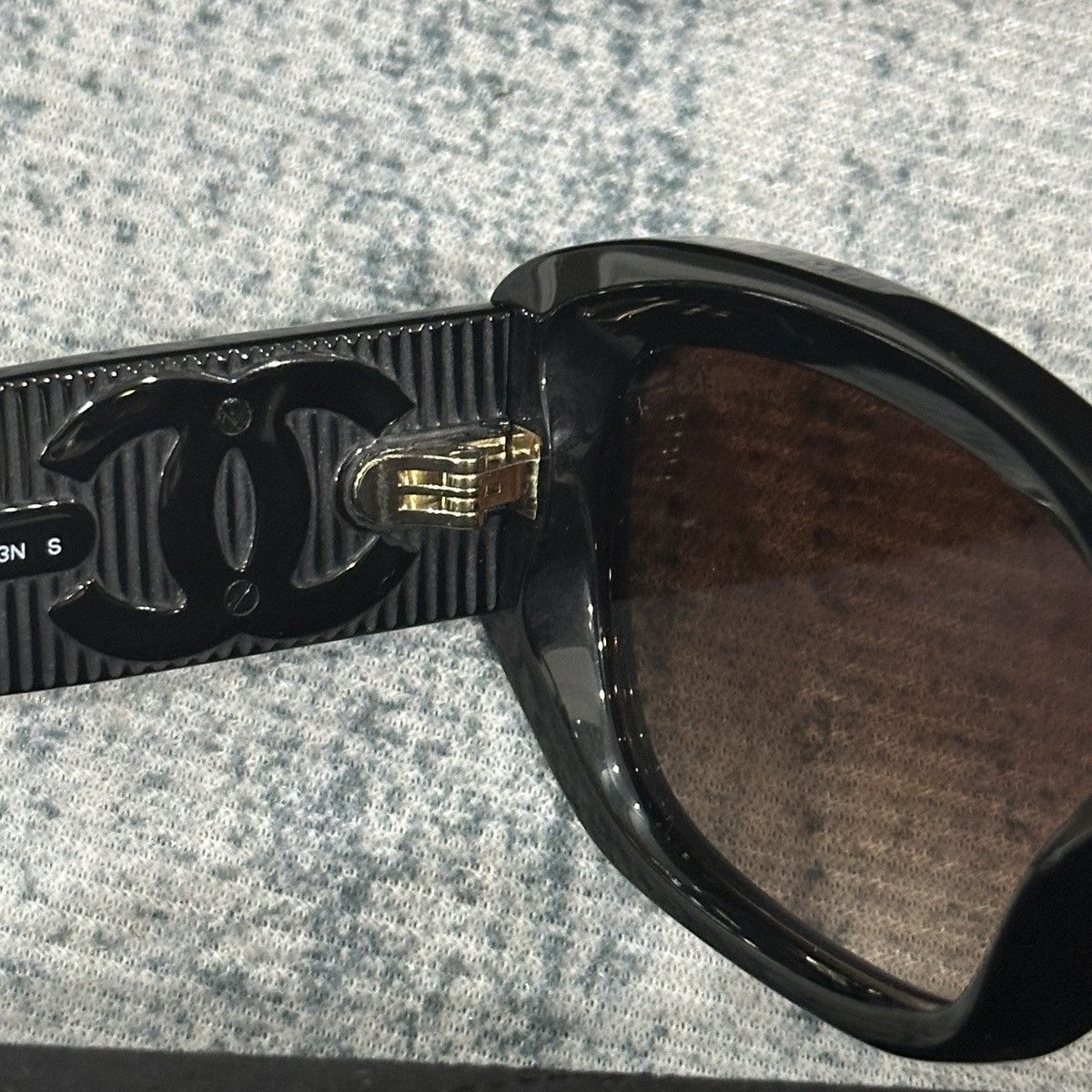Chanel CHANEL 0CH5493 C622S5 SUNGLASSES Size ONE SIZE - 7 Thumbnail