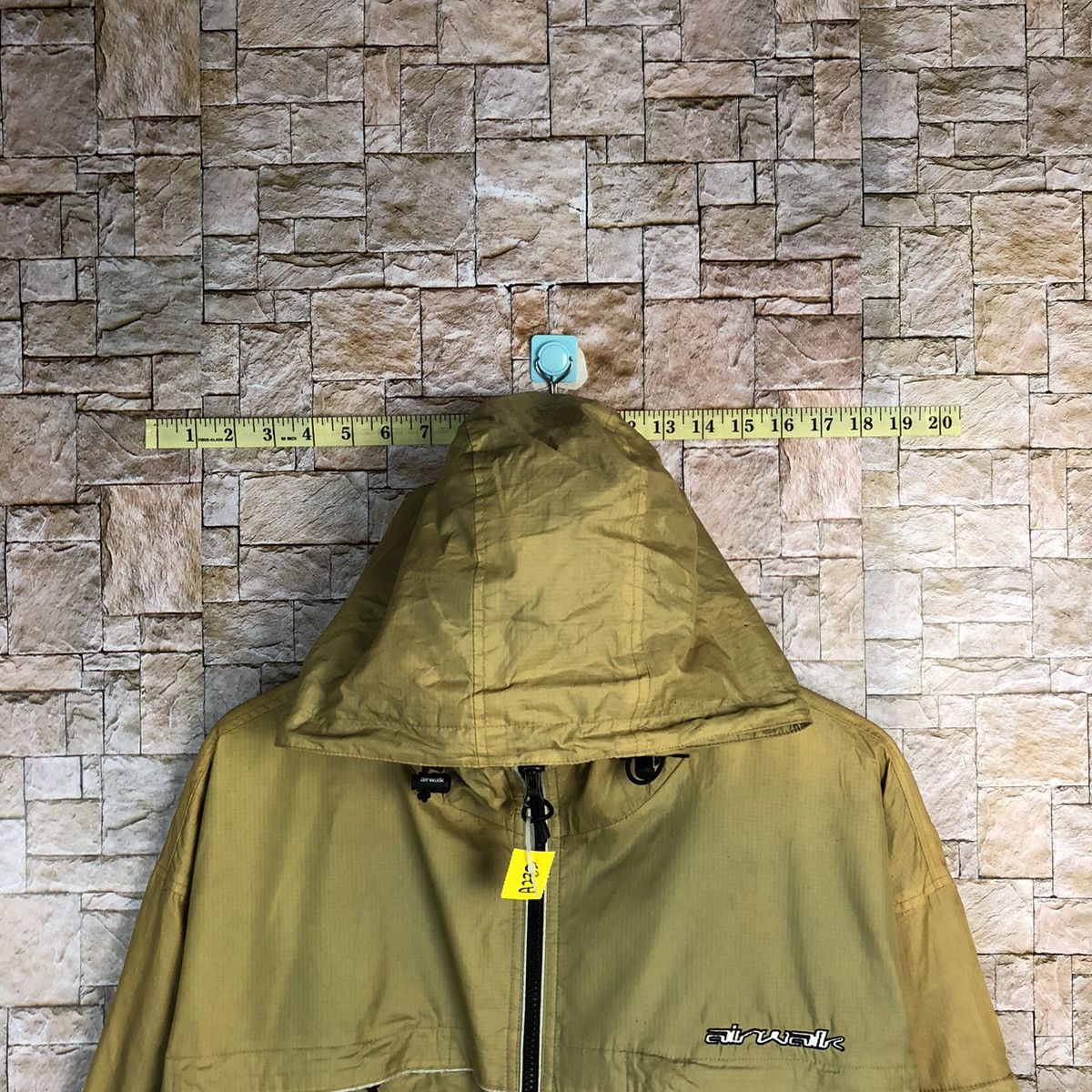 Airwalk Airwalk vintage Yellow windbreaker Light Jacket #A232 Size US XXL / EU 58 / 5 - 4 Thumbnail