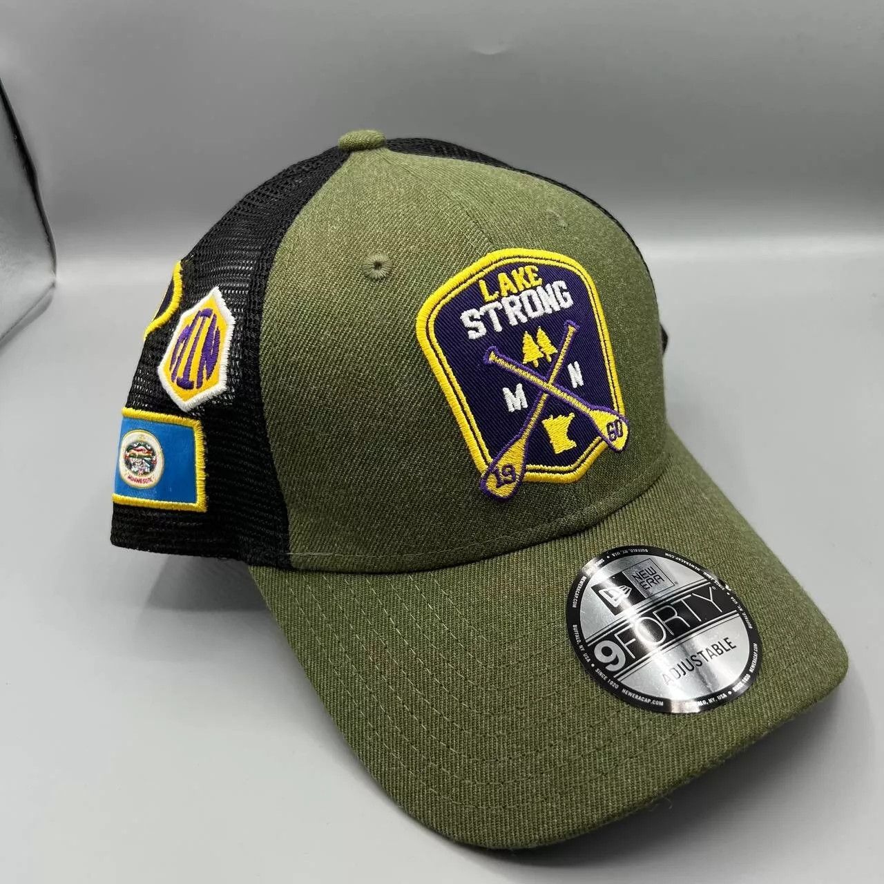 New Era Minnesota Vikings Trucker Hat Men Green Snap Back Cap New Size ONE SIZE - 1 Thumbnail