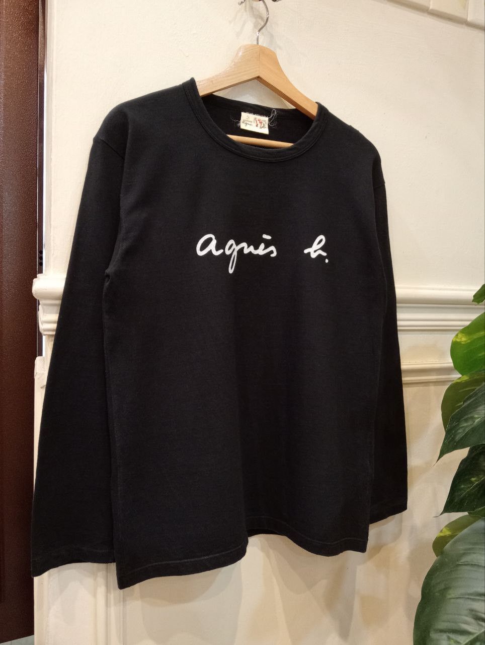 agnes b. AGNES B. SPELLOUT BLACK LONG SLEEVE T-SHIRT Size US L / EU 52-54 / 3 - 1 Thumbnail