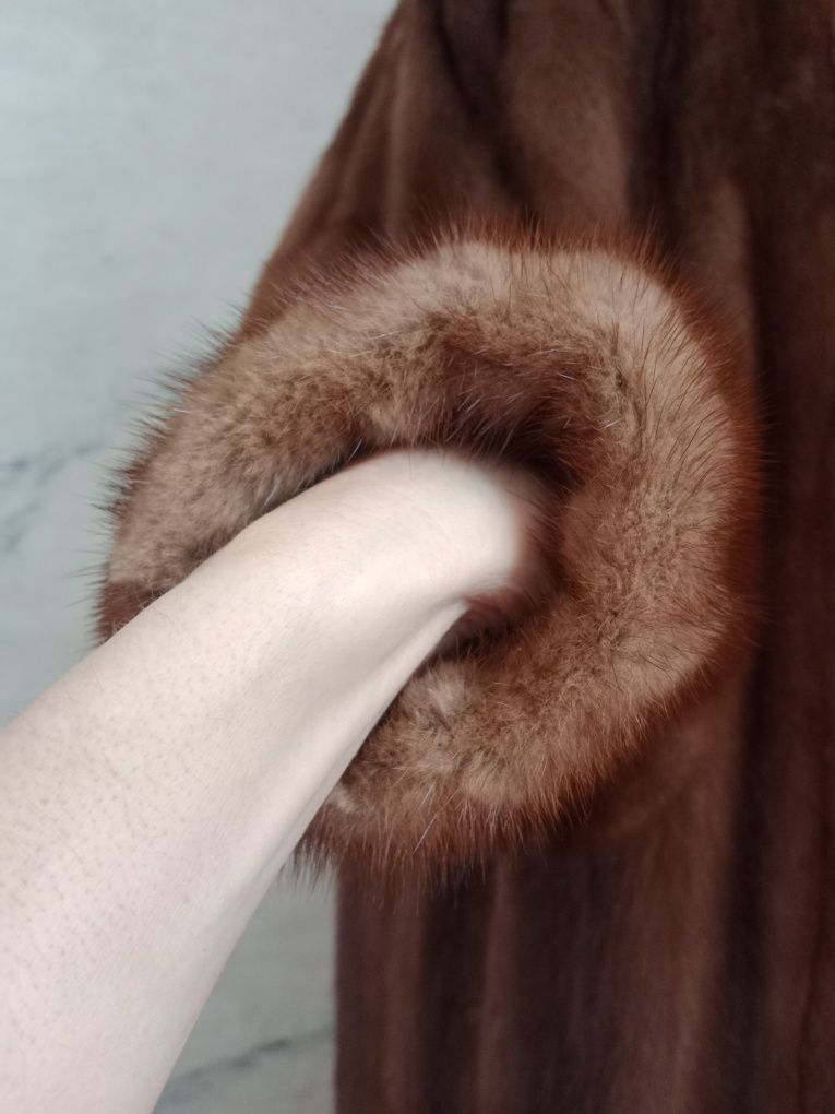 Yves Saint Laurent Vintage Saint Laurent Fur Coat Jacket Size M / US 6-8 / IT 42-44 - 6 Thumbnail