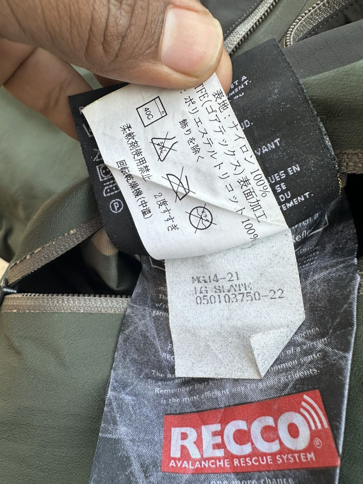 Arc'teryx × Goretex × Vintage vintage Arcteryx goretex XCR Recco Jacket Size US L / EU 52-54 / 3 - 23 Thumbnail