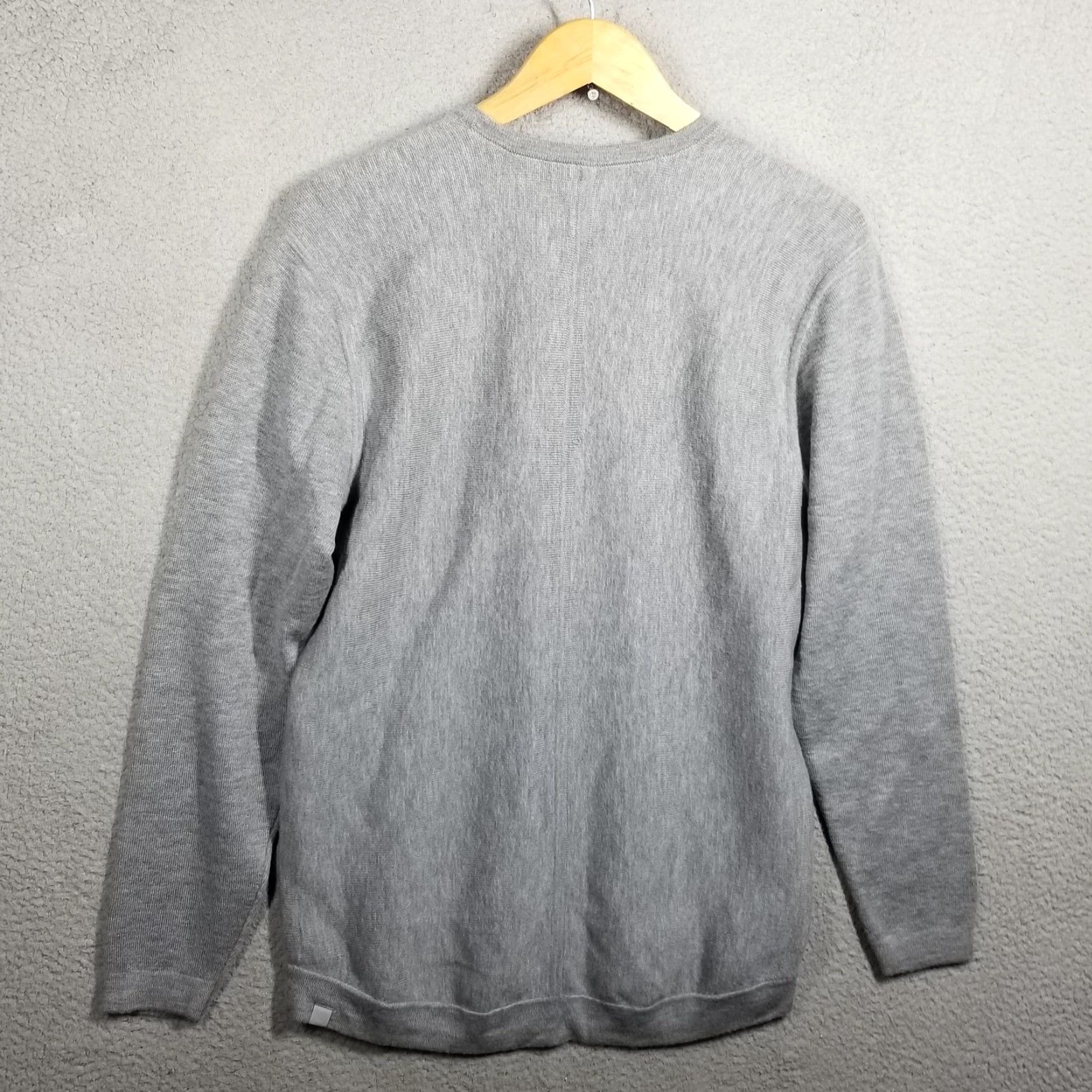 Lululemon Lululemon Sweater Mens Large Gray Merino Wool Crewneck Pullover Lightweight Size US L / EU 52-54 / 3 - 2 Thumbnail