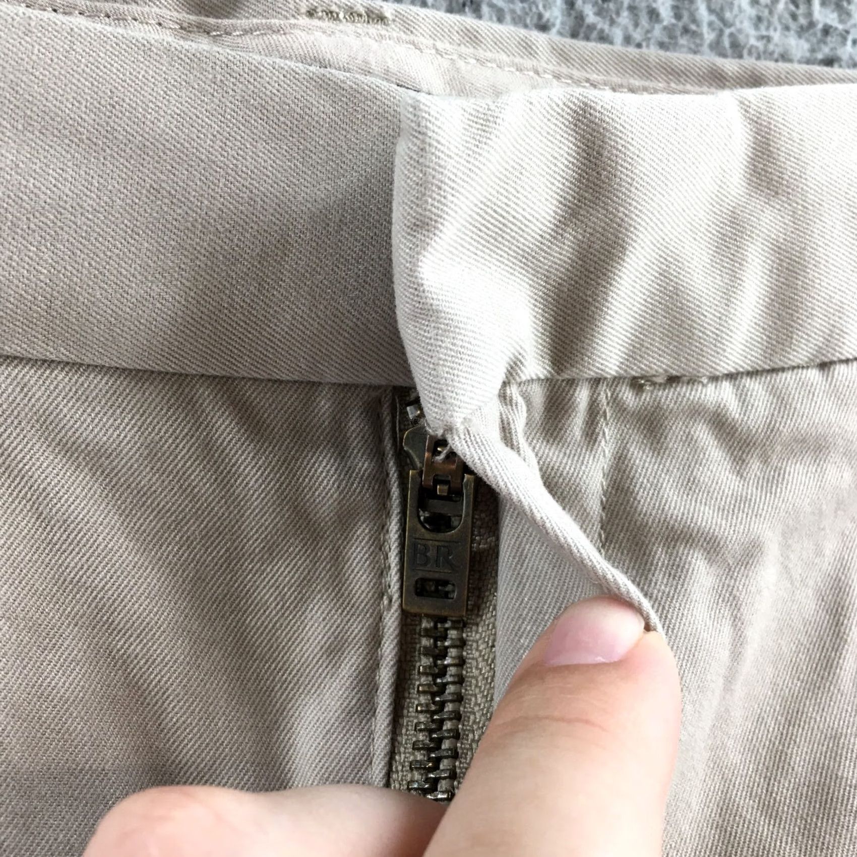 Banana Republic Banana Republic Aiden Chino Pants Mens 32x30 Beige Cotton Regular Fit Casual Shirt? Size US 32 / EU 48 - 5 Thumbnail