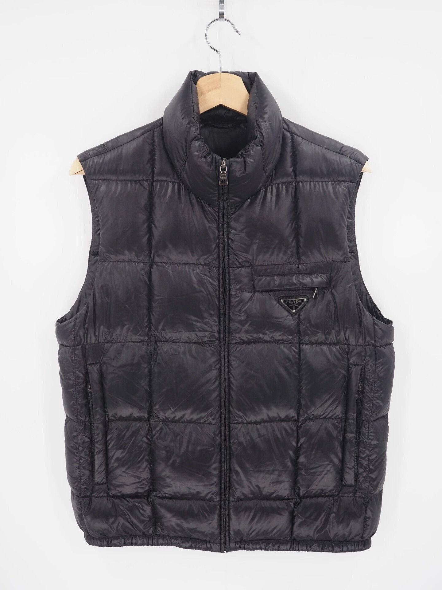 Prada classic prada black down vest Size US M / EU 48-50 / 2 - 1 Thumbnail