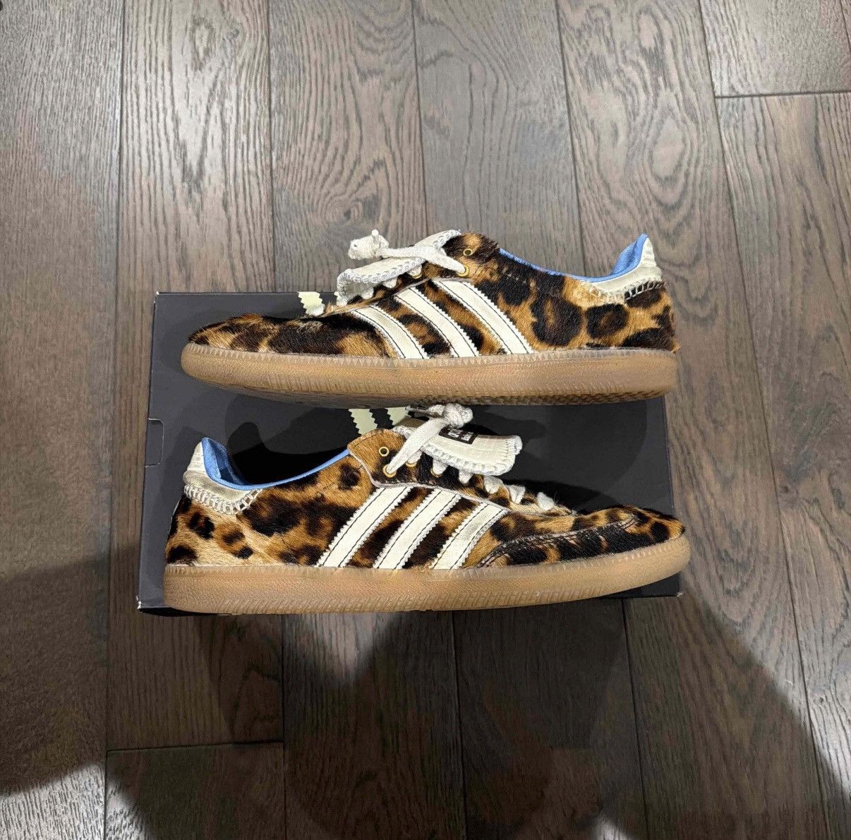adidas gazelle silver green womens adidas Samba Pony Wales Bonner Leopard – amzunit main image 1