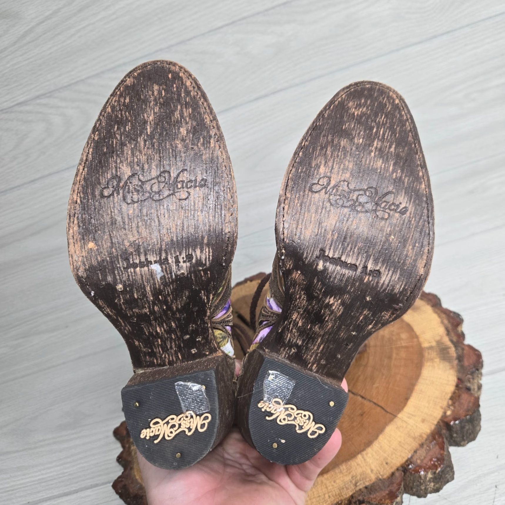 Vintage VINTAGE Miss Macie Leather Southwest Booties Women's Size 8 Brown Cowgirl Ankle Boots Southwestern Theme Block Heel Size US 8 / IT 38 - 6 Thumbnail
