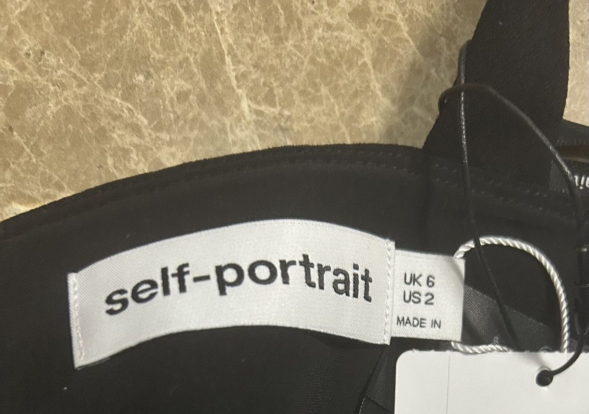 Self-Portrait SELF-PORTRAIT Crystal Bow-embellished Crepe Crop Top Size XS / US 0-2 / IT 36-38 - 4 Thumbnail