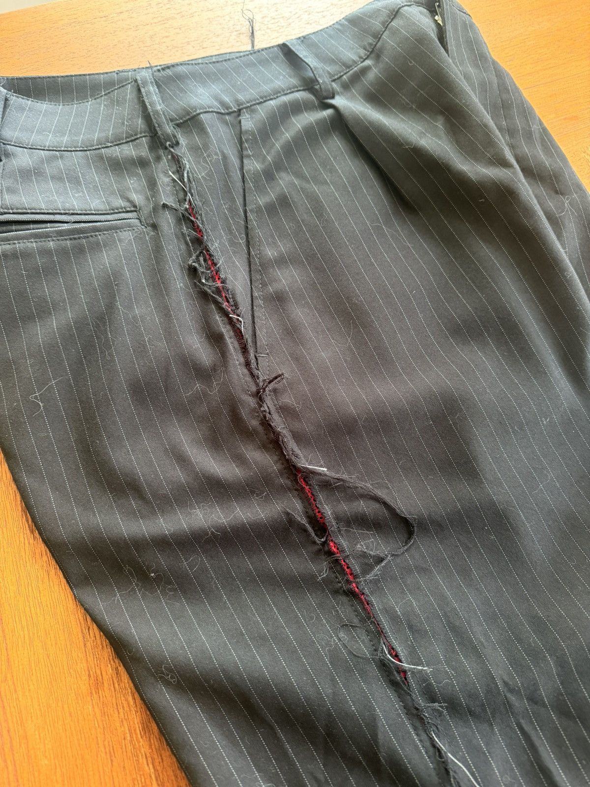 No Maintenance No Maintenance Pinstripe distressed trousers Size US 28 / EU 44 - 3 Thumbnail