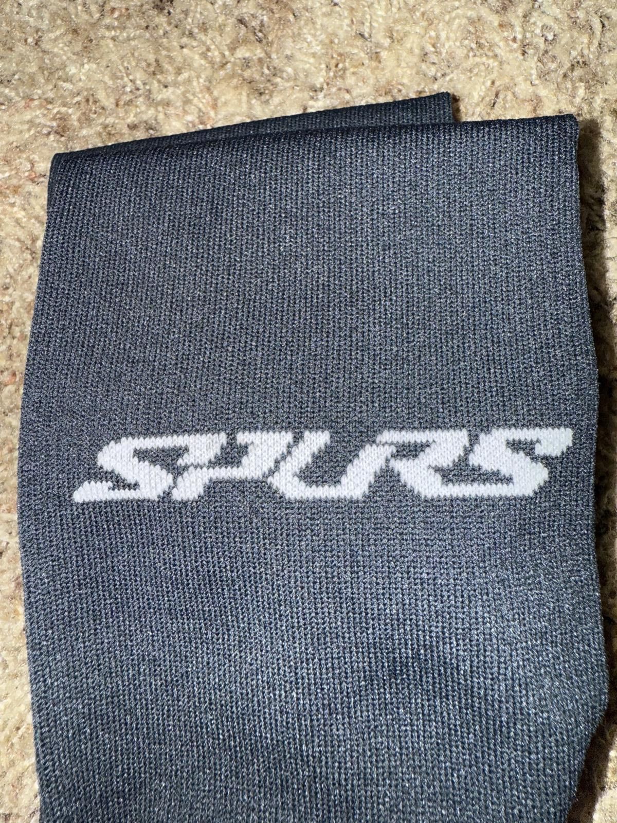 Nike Nike Men’s Tottenham Hotspur F.C. 2025-2026 Home Vapor Strike Knee-High Soccer Socks Sample Size ONE SIZE - 7 Thumbnail
