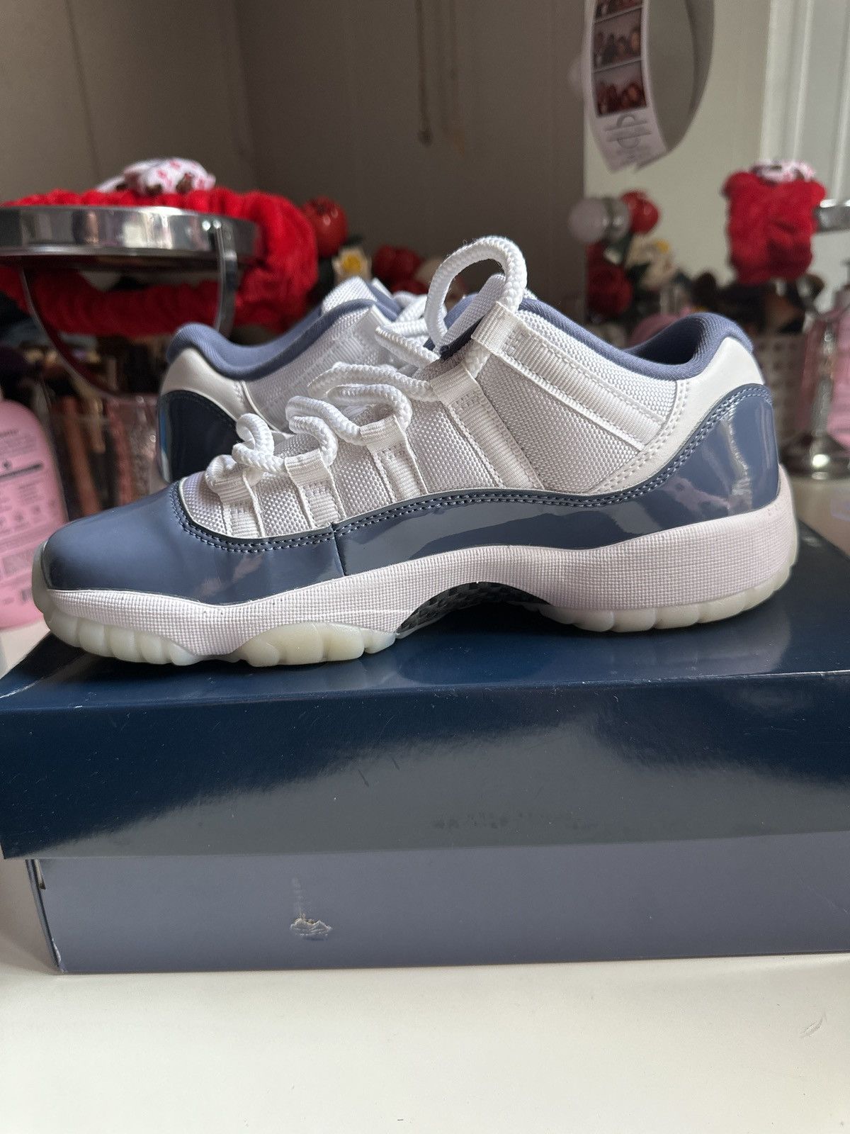 Jordan Brand JORDAN 11 LOW GS (GRADE SCHOOL) Size US 7 / EU 40 - 5 Thumbnail