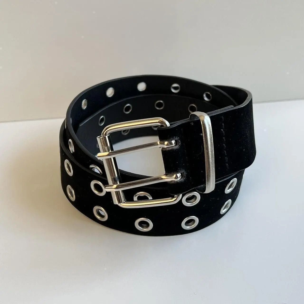 Other y2k 2000s round studded black silver velour grunge emo belt Size ONE SIZE - 7 Thumbnail