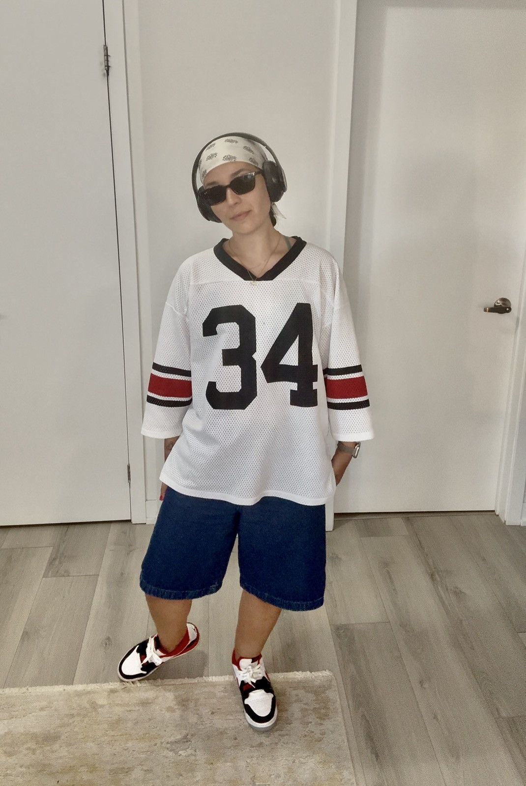 Other Mesh White, Black & Red Baggy Athletic Knit Football Jersey Size US XL / EU 56 / 4 - 1 Thumbnail
