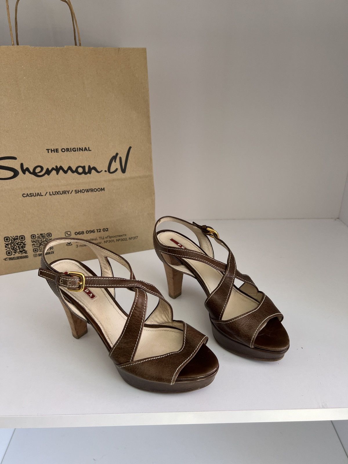 Prada × Vintage Vintage PRADA BROWN LEATHER STRAPPY PLATFORM HEELS SANDALS Size US 7 / IT 37 - 4 Thumbnail