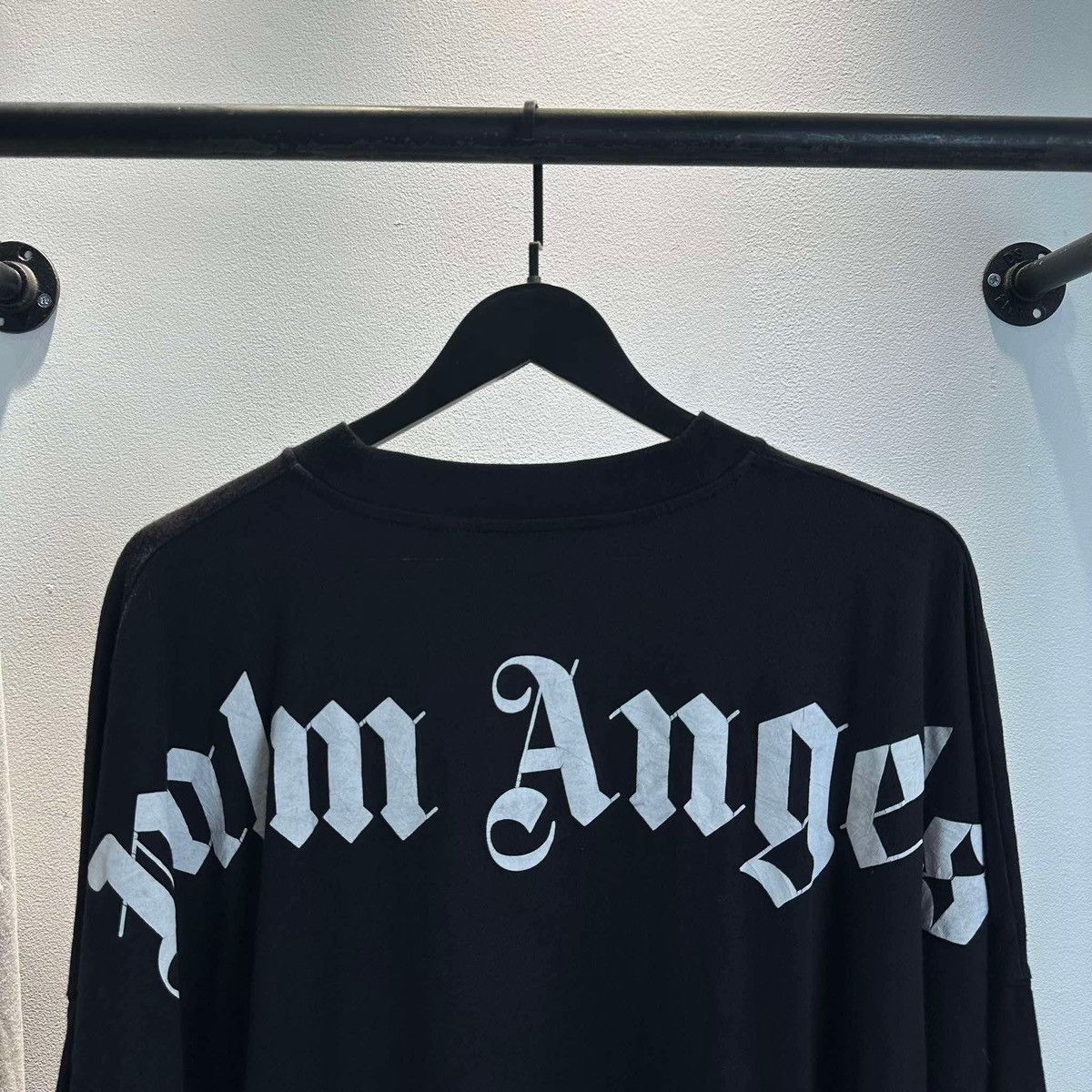 Palm Angels PALM ANGELS BIG BACK LOGO T SHIRT Size US M / EU 48-50 / 2 - 4 Thumbnail