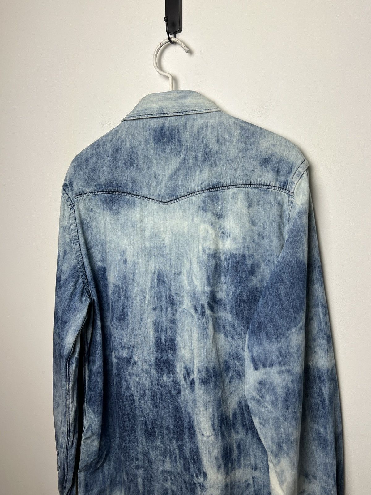 Acne Studios acne vintage bleached travis denim shirt m-l Size US L / EU 52-54 / 3 - 12 Thumbnail