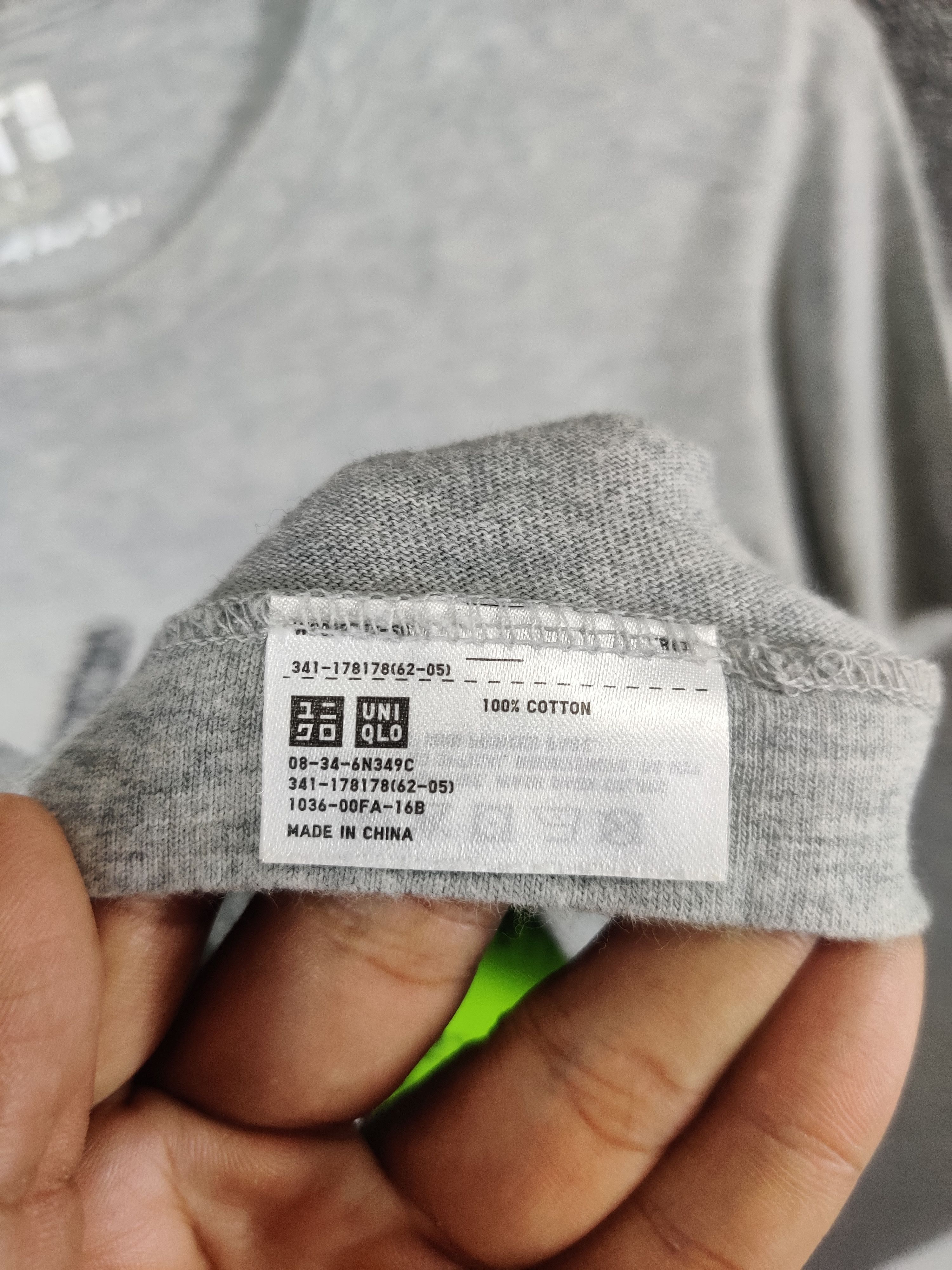 Kaws × Uniqlo Vintage Uniqlo x Kaws Tee Tshirt Size US M / EU 48-50 / 2 - 10 Thumbnail