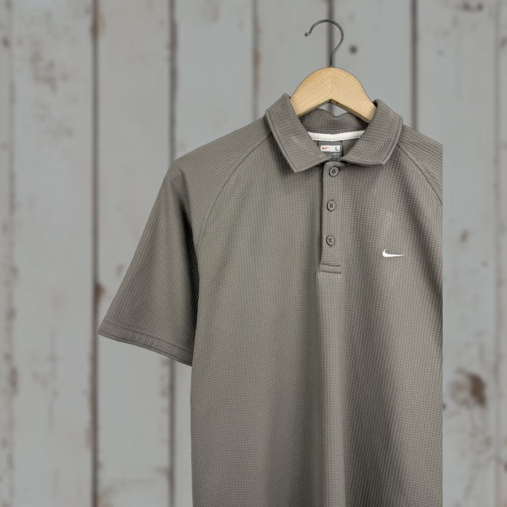 Nike VINTAGE Nike Tennis Challenge Court Polo T-Shirt Y2K L Mens Gray 90s Size US L / EU 52-54 / 3 - 1 Thumbnail