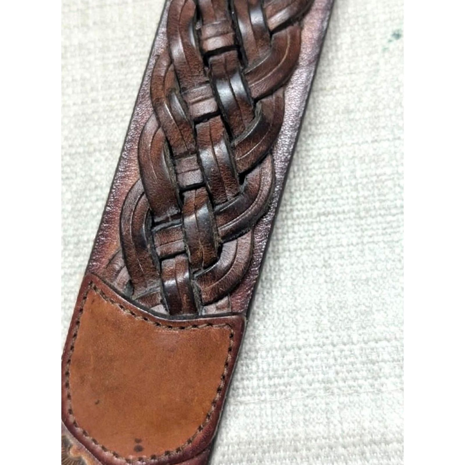 Vintage VINTAGE Leegin Western Belt 32 Brown Leather Tooled Buckle Cowboy Mens XS? Size 32 - 6 Thumbnail