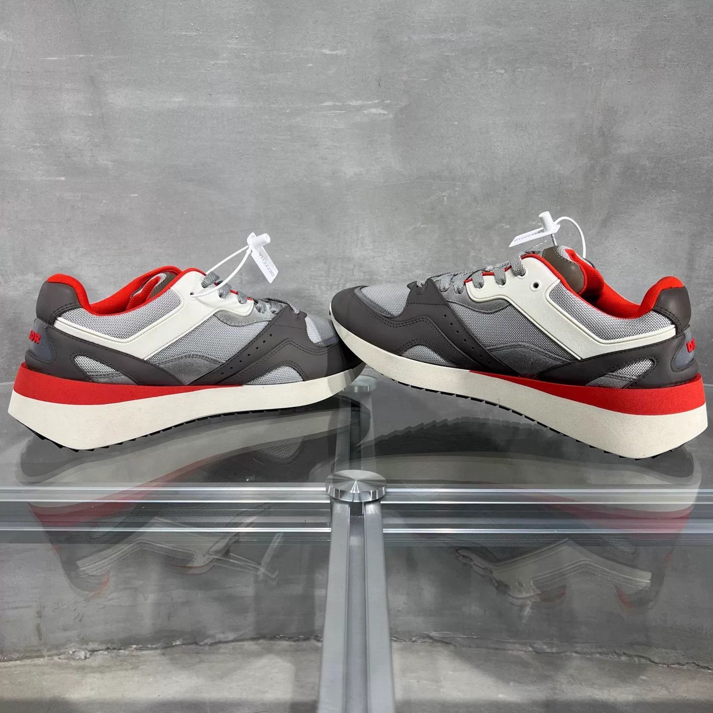 Dior DIOR B29 Sneaker Brand New No Box Size 42 Size US 9 / EU 42 - 4 Thumbnail